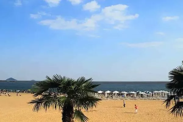 上海碧海金沙和金山城市沙灘哪個好