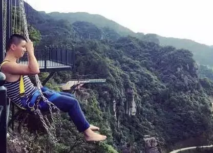 黑山谷門票是多少 黑山谷旅游攻略 黑山谷門票是多少 黑山谷旅游攻略