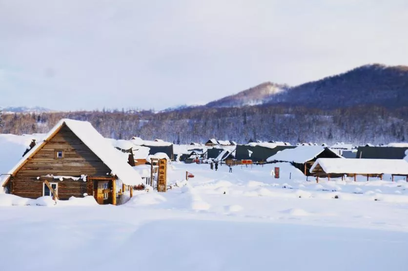 新疆有哪些旅游景點 新疆有什么好吃的 新疆有哪些旅游景點 新疆有什么好吃的
