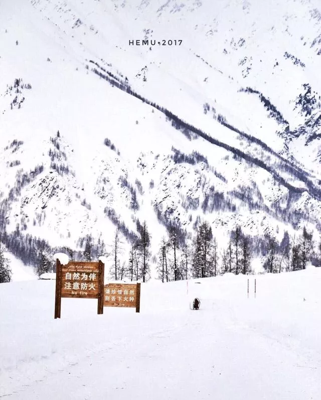 新疆有哪些旅游景點 新疆有什么好吃的 新疆有哪些旅游景點 新疆有什么好吃的