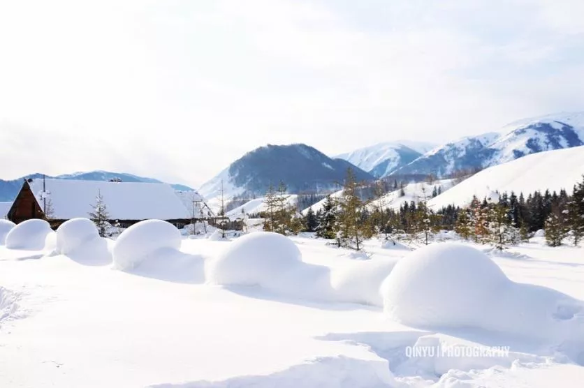 新疆有哪些旅游景點 新疆有什么好吃的 新疆有哪些旅游景點 新疆有什么好吃的