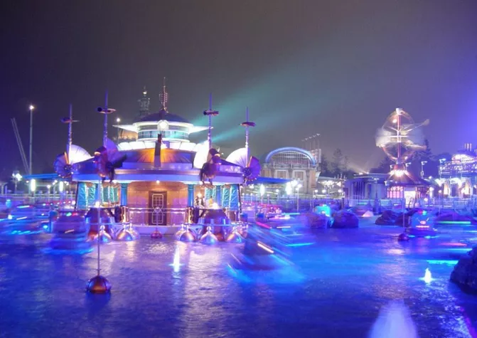 夢幻水上樂園