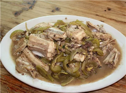 東方酸瓜燜鯊魚