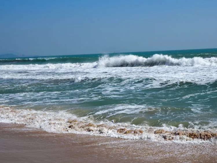 海棠灣海浪